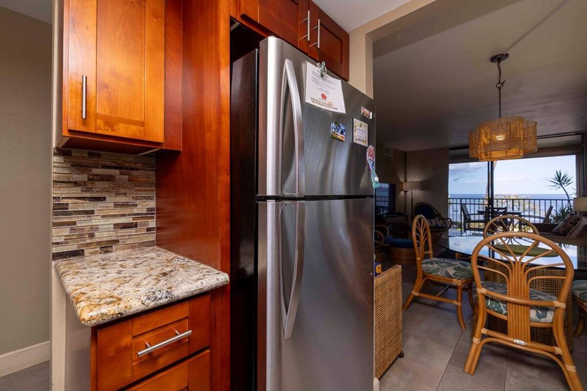 Photo Tour: 2-Bedroom Oceanfront Suite | Kihei Beach Condominiums photo 22
