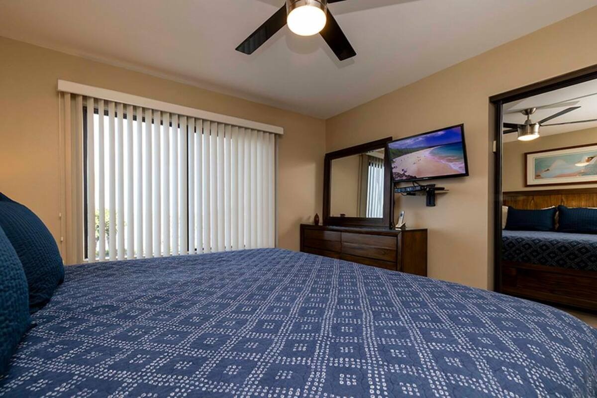 Photo Tour: 2-Bedroom Oceanfront Suite | Kihei Beach Condominiums photo 25