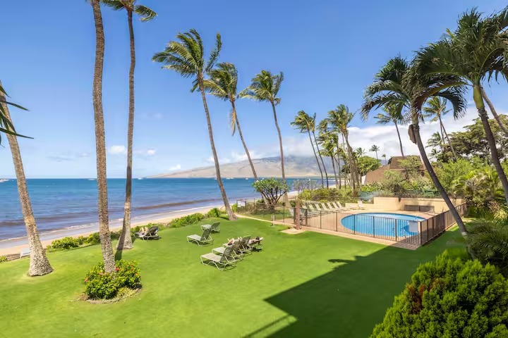 Photo Tour: 2-Bedroom Oceanfront Suite | Kihei Beach Condominiums photo 38